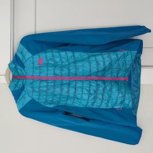 Blue North face light puffer *clearance sale*